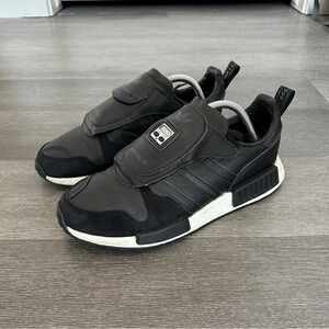Rare Mens Adidas Micropacer x R1 NMD EE3625 - Core black - Sz 9.5 - Preowned